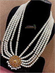 Groom Moti Kundan Mala