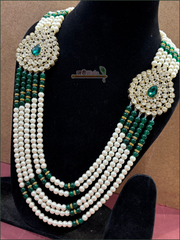 Groom Moti Kundan Mala